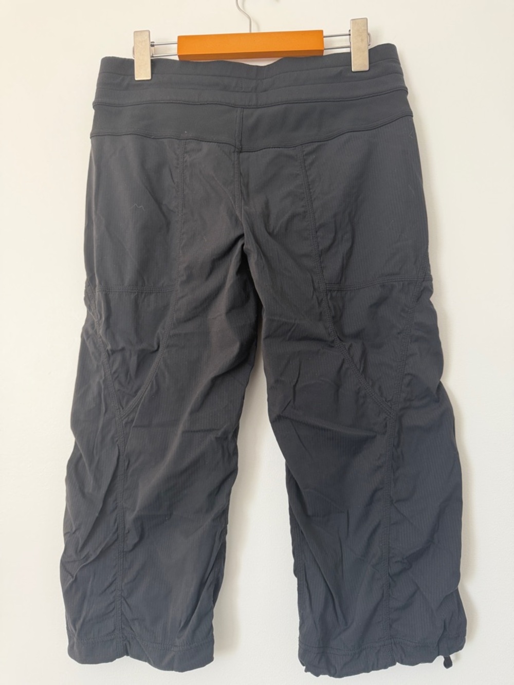 lululemon athletica Dance Studio Crops Black size 6 - Picture 5 of 5